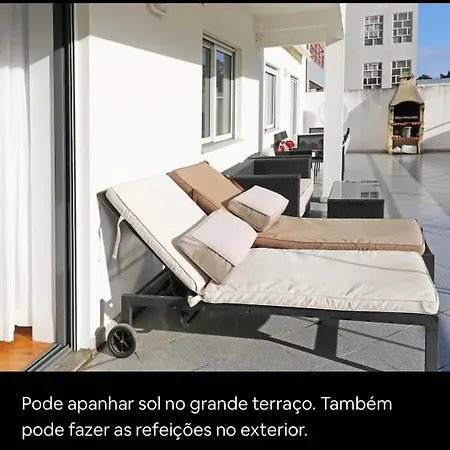 Seaside With Terrace And Pool *