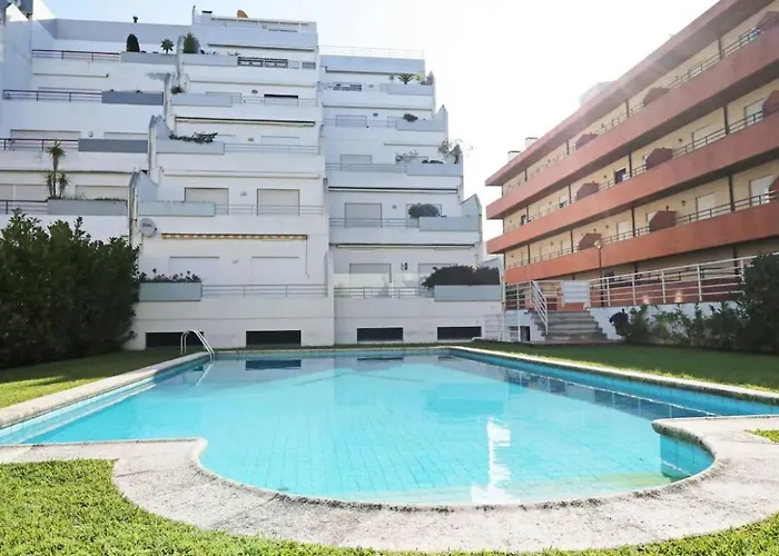 公寓 Seaside With Terrace And Pool