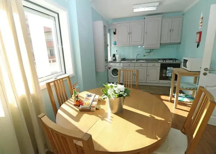 Seaside With Terrace And Pool Apartman Bicas